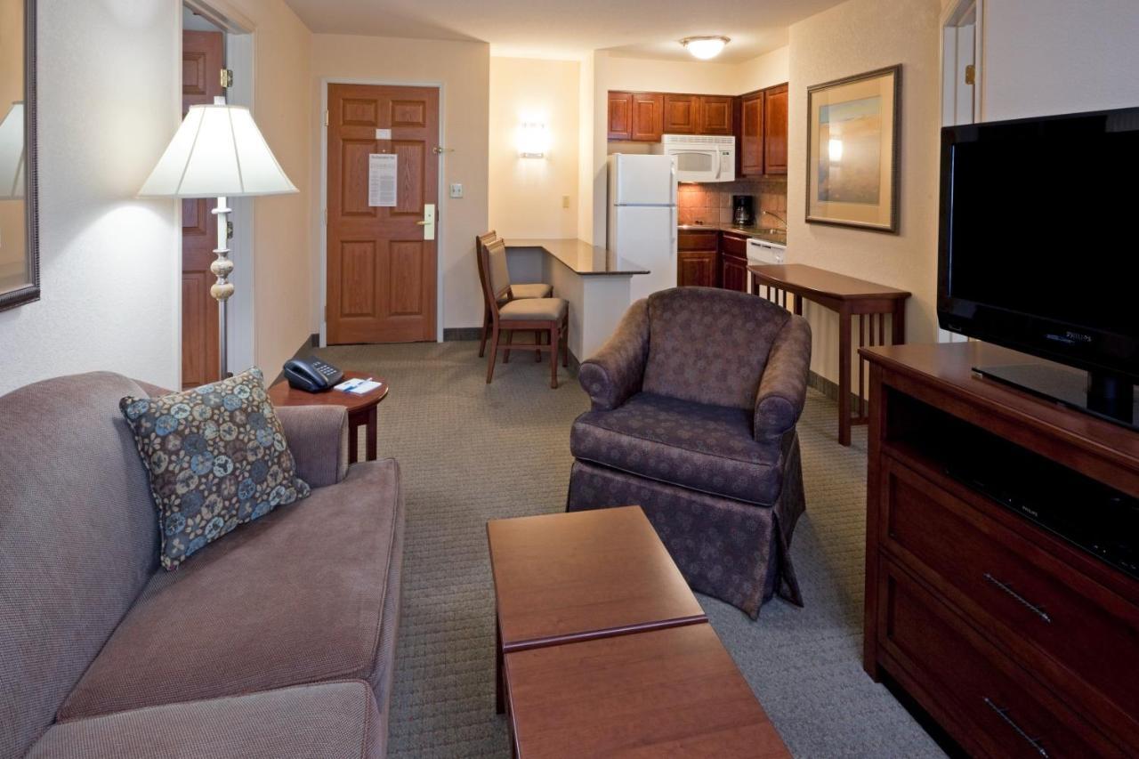 Staybridge Suites - Philadelphia Valley Forge 422 By Ihg Royersford Bagian luar foto